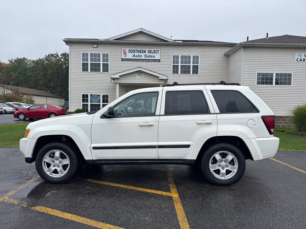 2007 Jeep Grand Cherokee Image 1