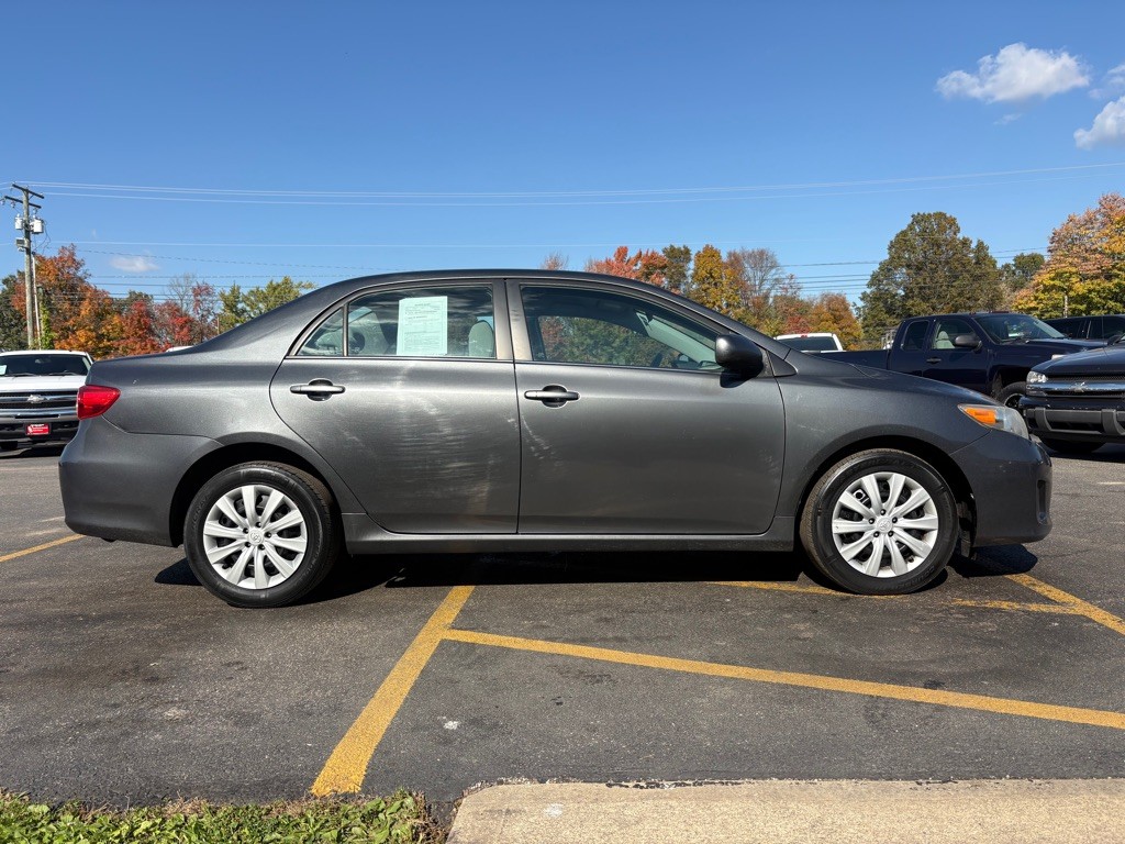 2013 Toyota Corolla Image 5