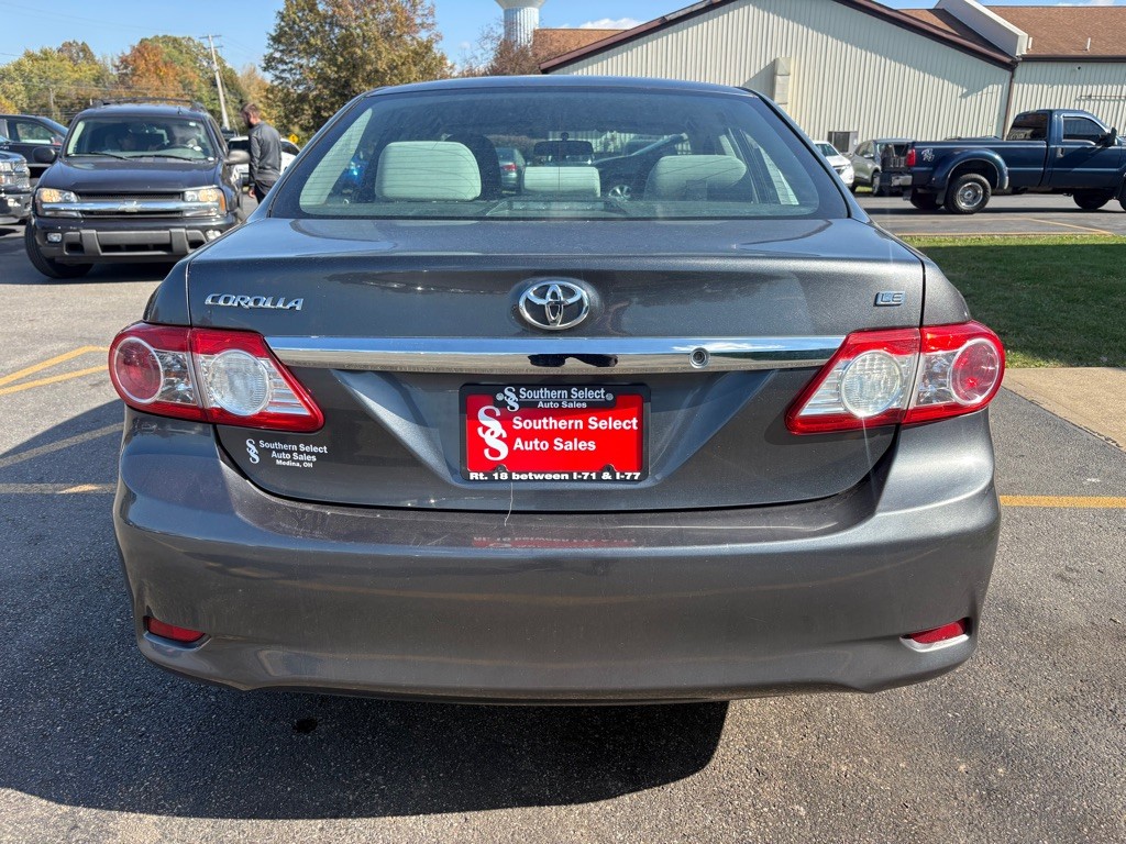 2013 Toyota Corolla Image 7