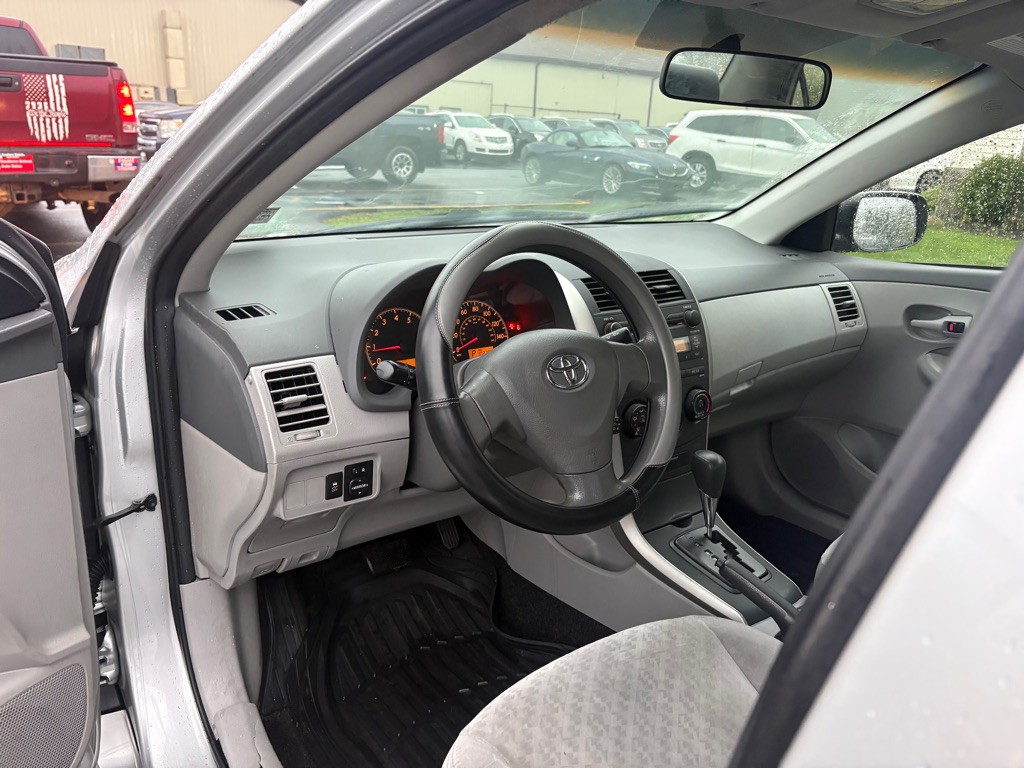 2009 Toyota Corolla Image 13