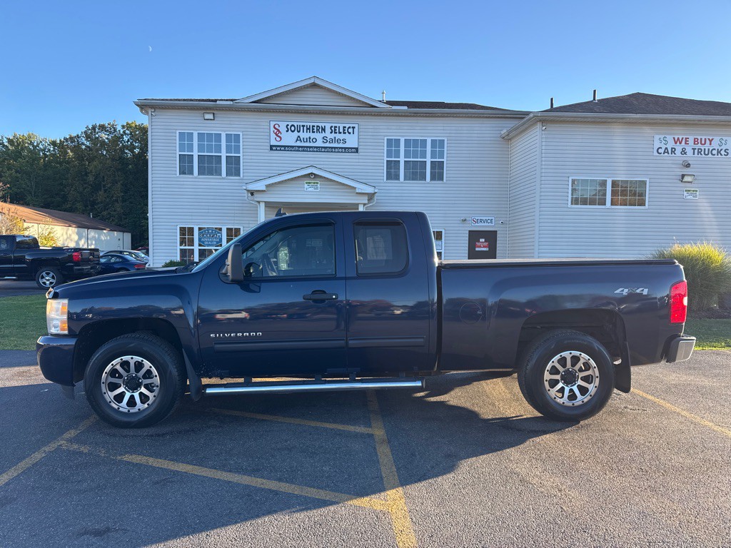 2010 Chevrolet Silverado 1500 Image 1