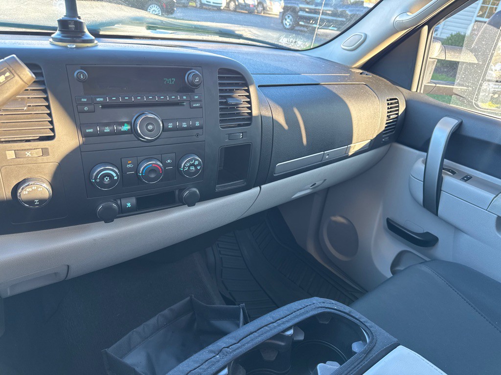 2010 Chevrolet Silverado 1500 Image 14