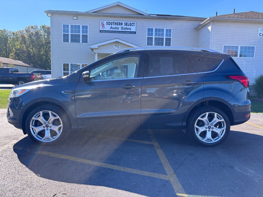 2019 Ford Escape Image 1
