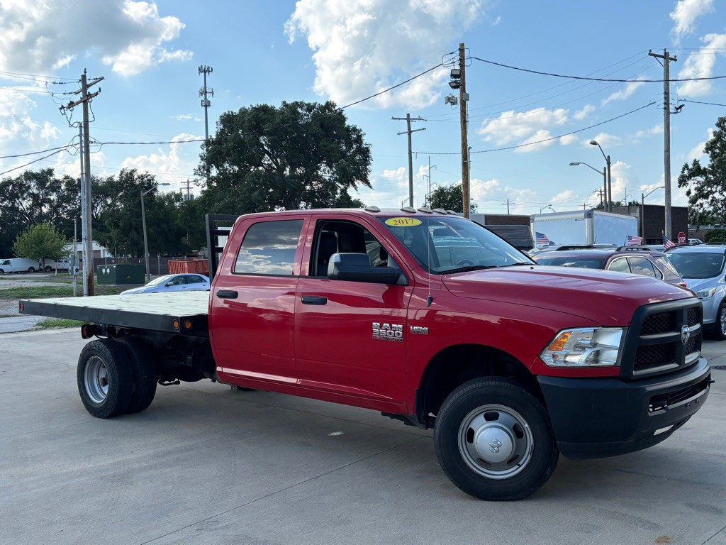 2017 RAM 3500 Image 10