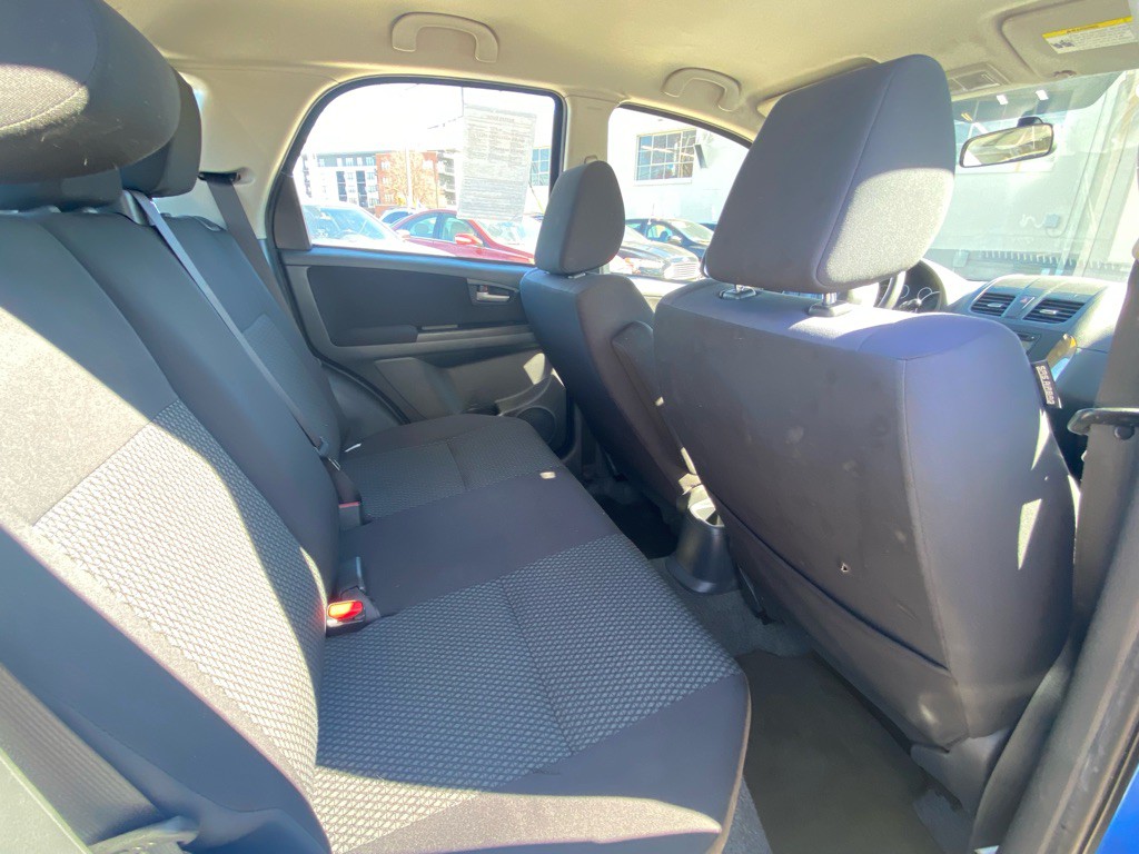 2013 Suzuki SX4 Image 11