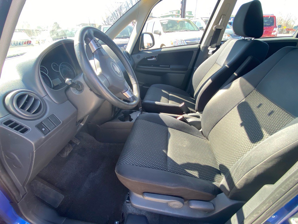 2013 Suzuki SX4 Image 13