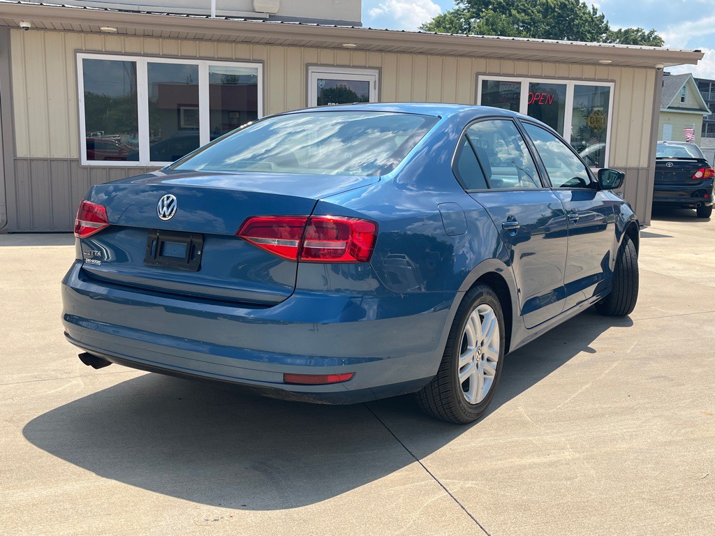 2015 Volkswagen Jetta Image 5