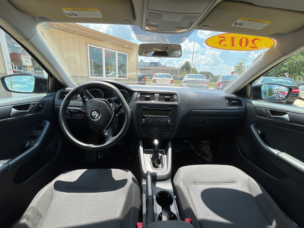 2015 Volkswagen Jetta Image 12