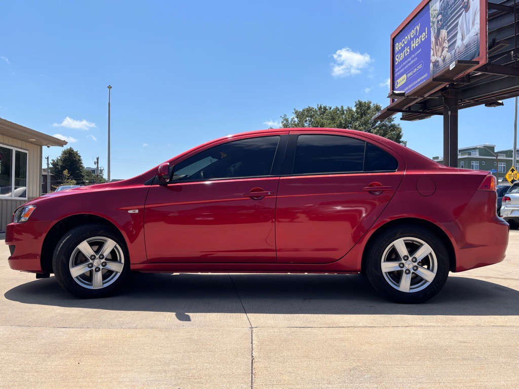 2009 Mitsubishi Lancer Image 2