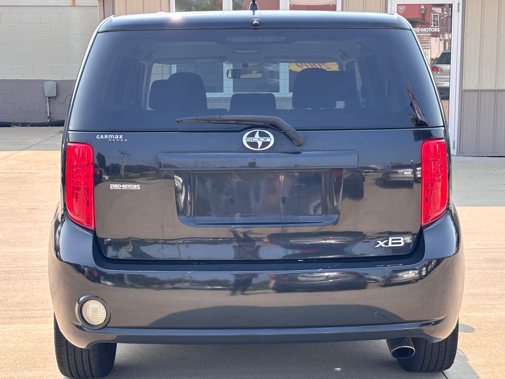 2009 Scion xB Image 4