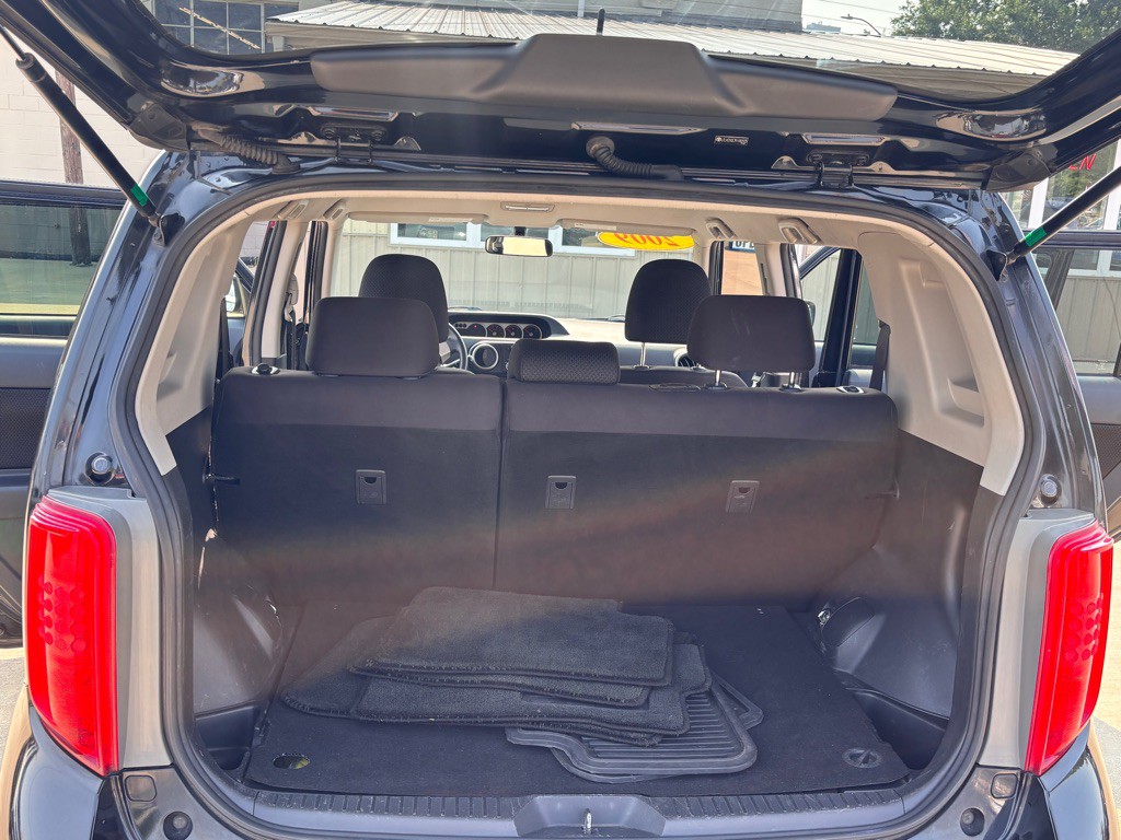 2009 Scion xB Image 10