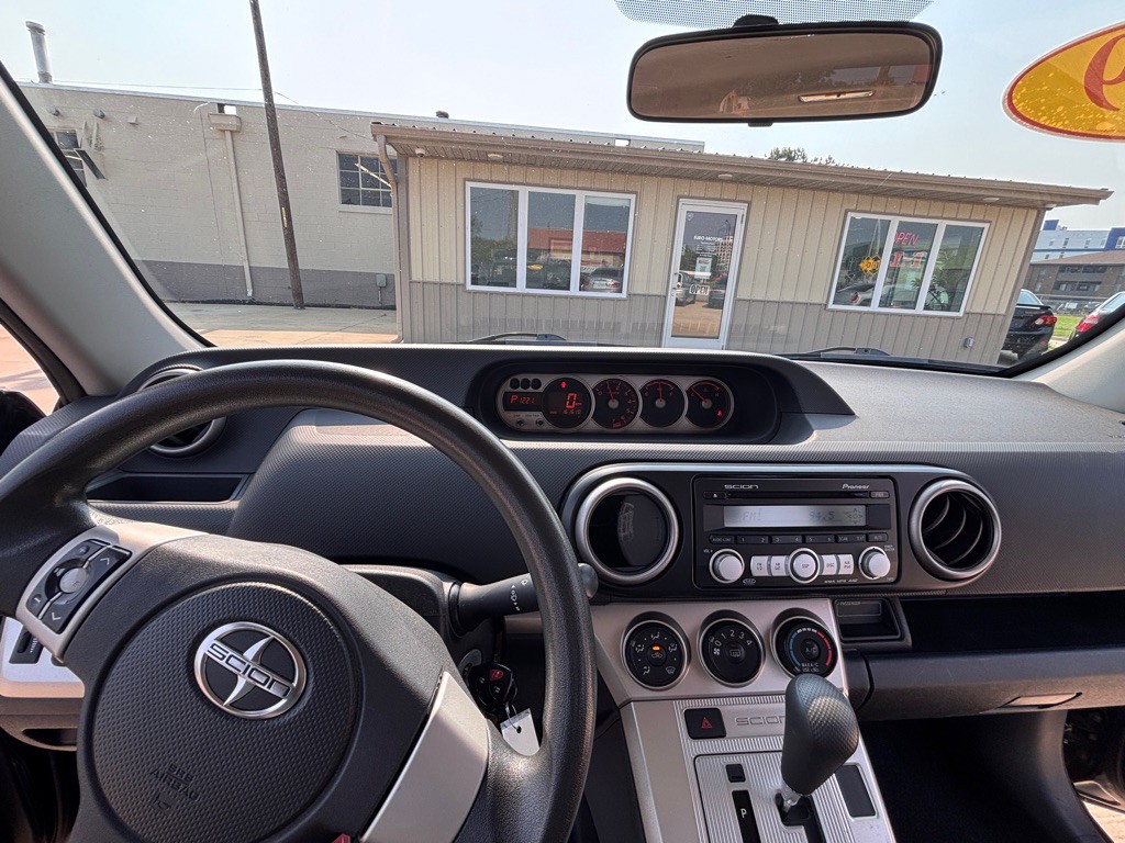 2009 Scion xB Image 16