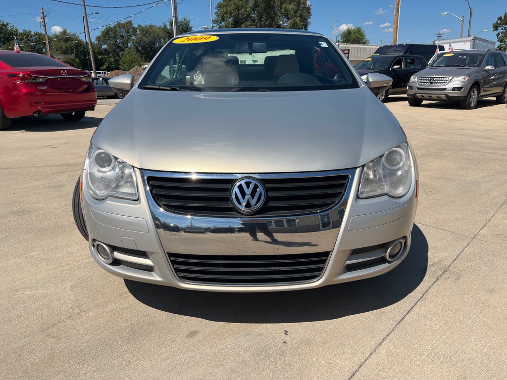 2009 Volkswagen Eos Image 2