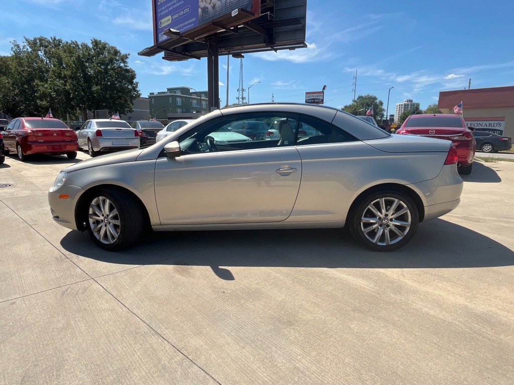 2009 Volkswagen Eos Image 8