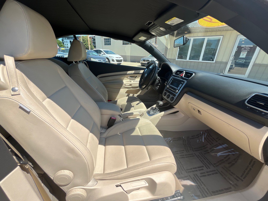 2009 Volkswagen Eos Image 9