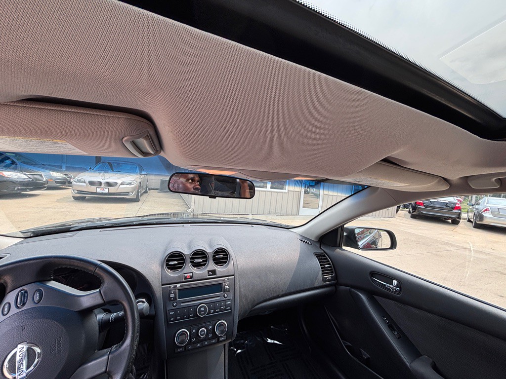 2012 Nissan Altima Image 11