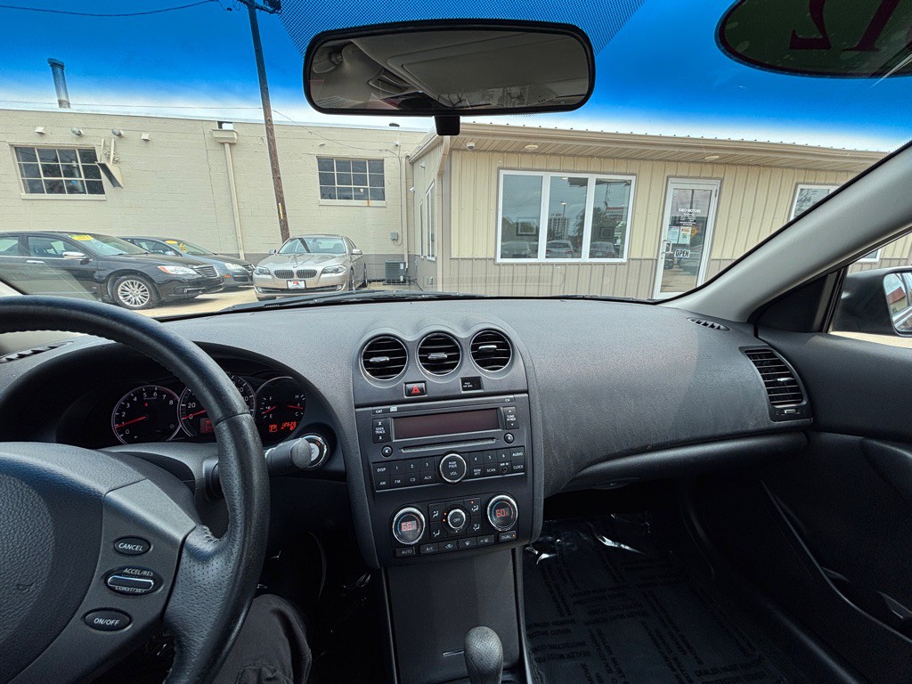 2012 Nissan Altima Image 13