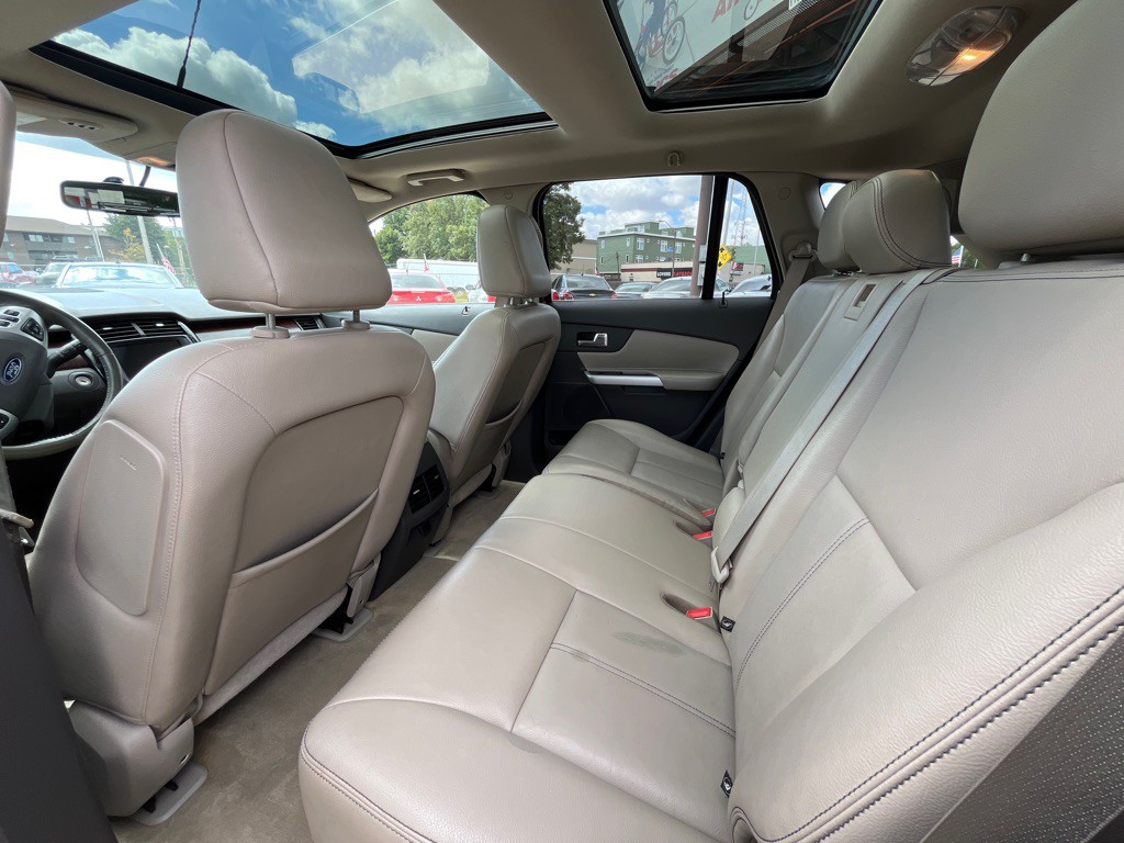 2011 Ford Edge Image 12