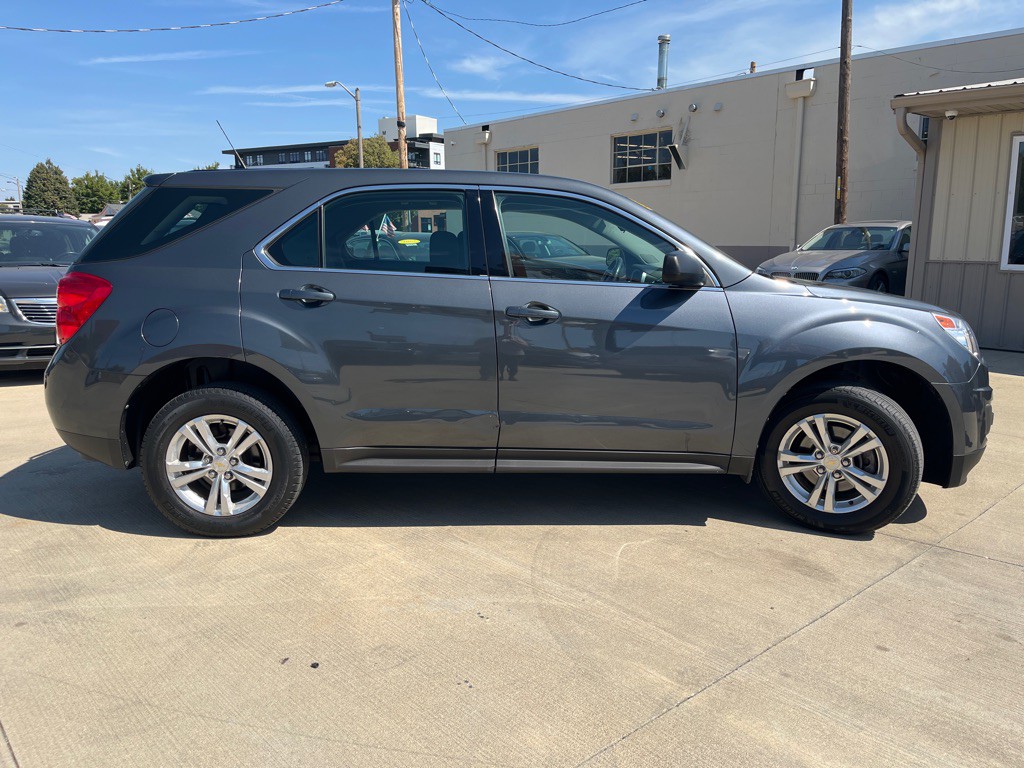 2011 Chevrolet Equinox Image 4