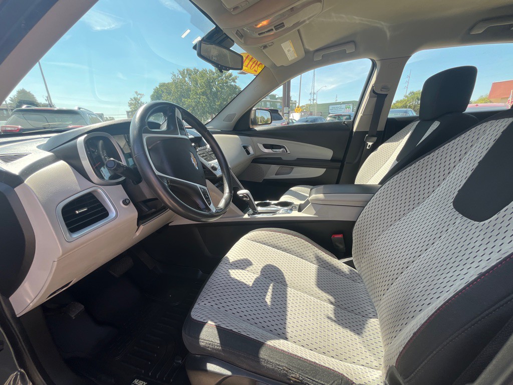 2011 Chevrolet Equinox Image 14