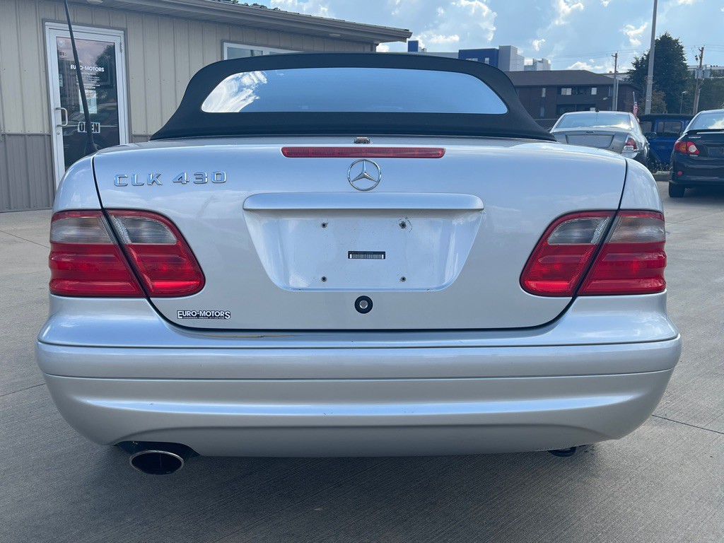 2003 Mercedes-Benz CLK-Class Image 6
