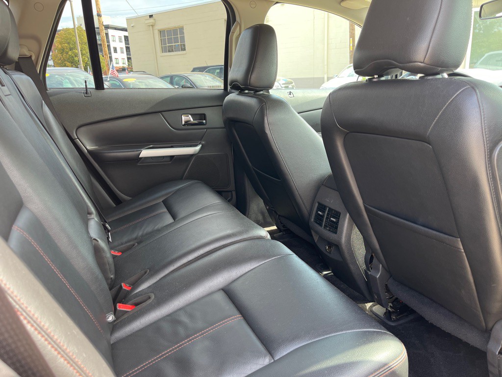 2012 Ford Edge Image 10