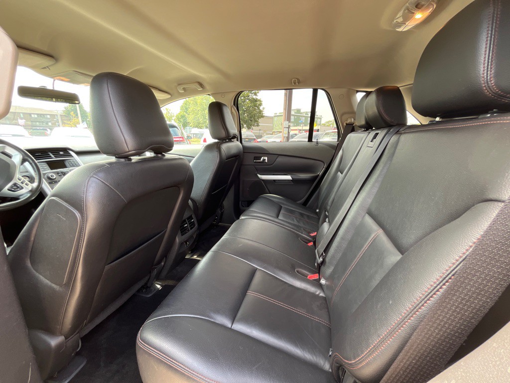 2012 Ford Edge Image 12