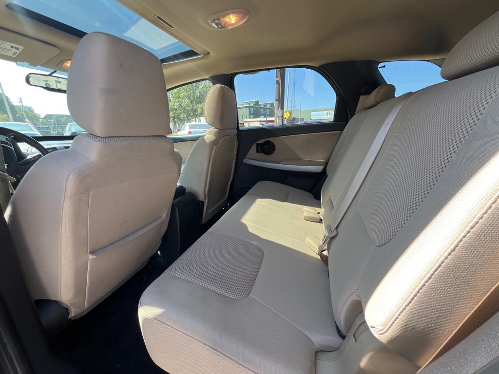 2009 Pontiac Torrent Image 12
