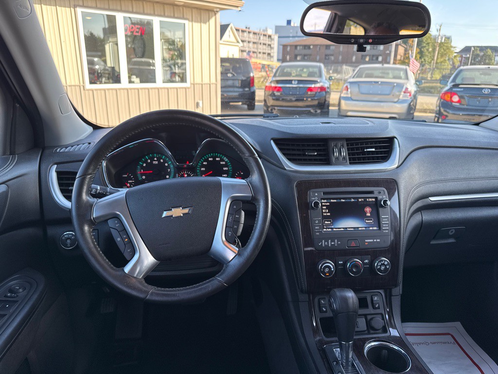 2016 Chevrolet Traverse Image 13
