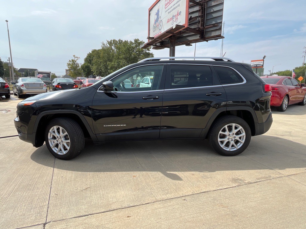 2015 Jeep Cherokee Image 8