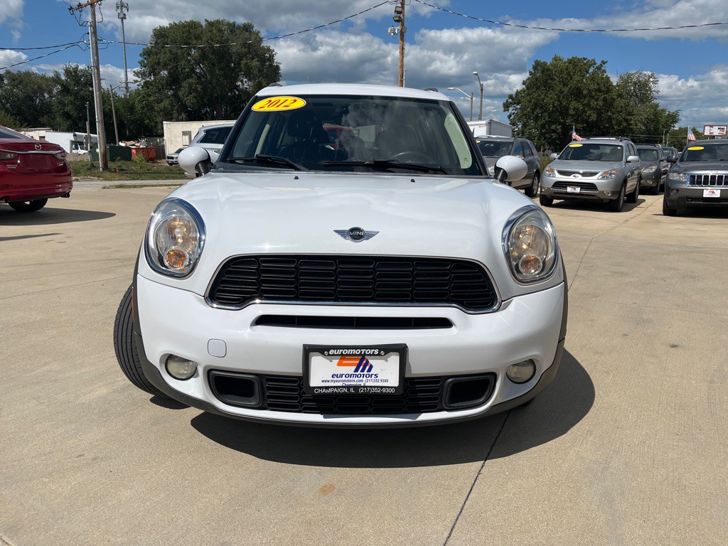 2012 MINI Cooper Image 2
