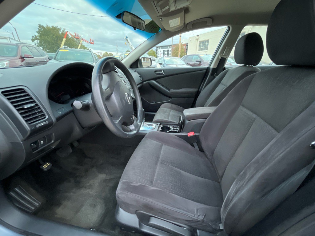 2011 Nissan Altima Image 13
