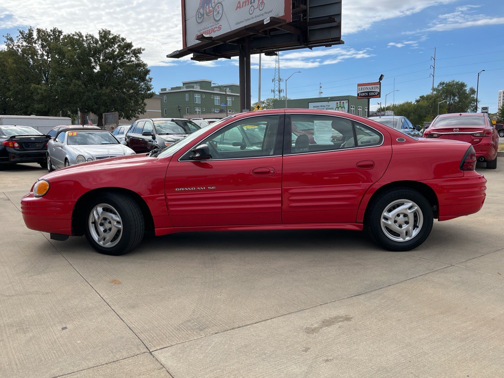 2000 Pontiac Grand Am Image 8