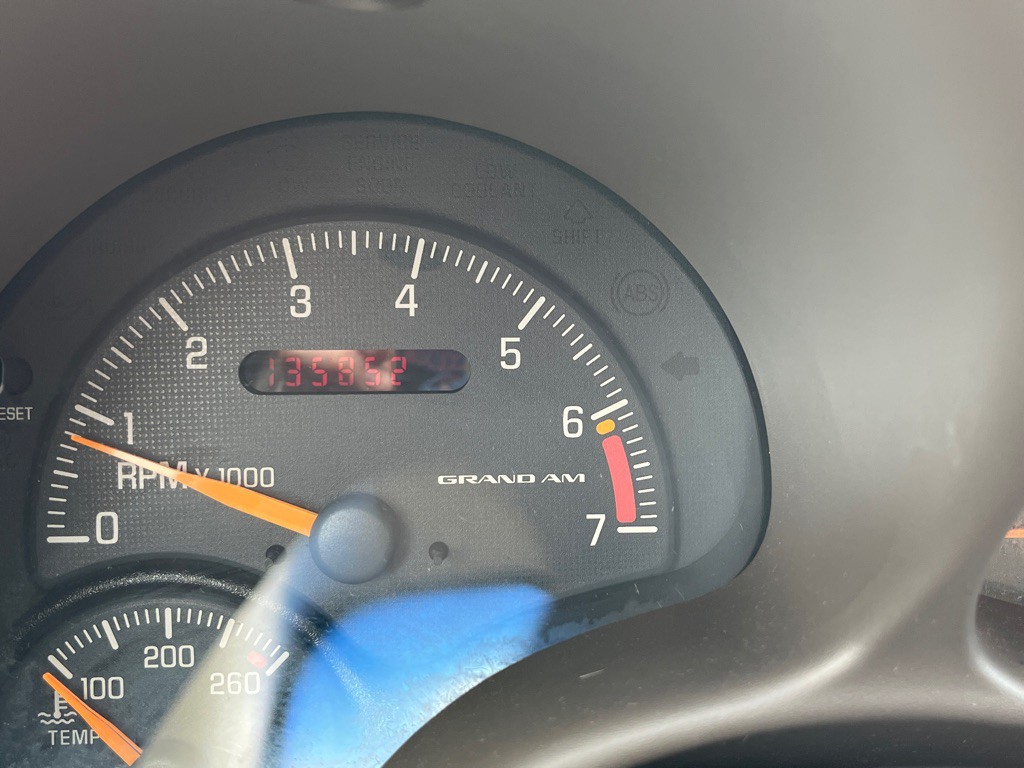 2000 Pontiac Grand Am Image 14