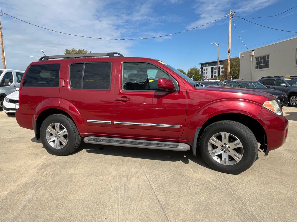 2008 Nissan Pathfinder Image 4