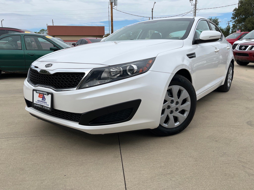2011 Kia Optima Image 1
