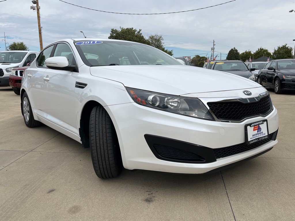 2011 Kia Optima Image 3