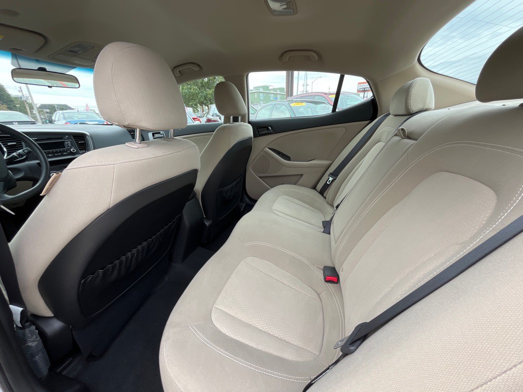 2011 Kia Optima Image 12