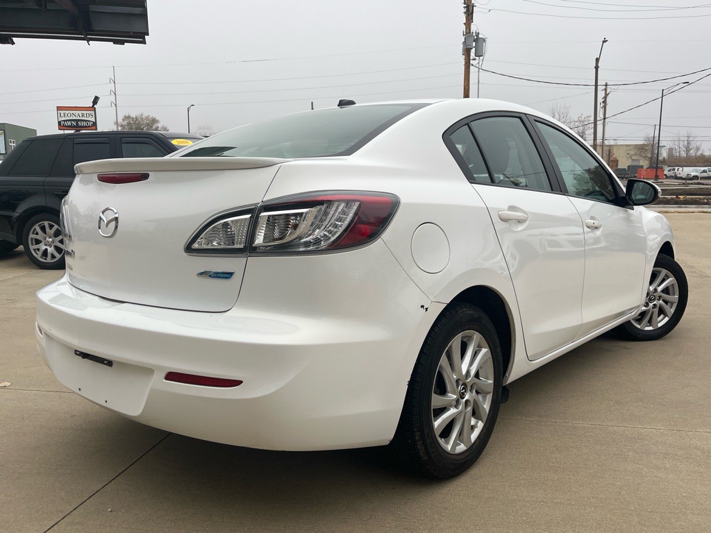 2013 Mazda Mazda3 Image 5