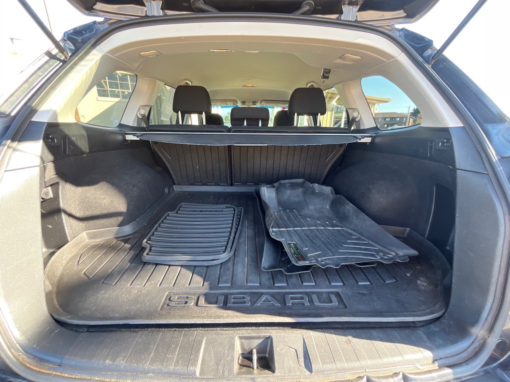 2013 Subaru Outback Image 11