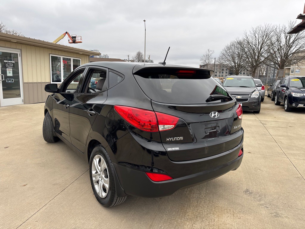 2012 Hyundai Tucson Image 9