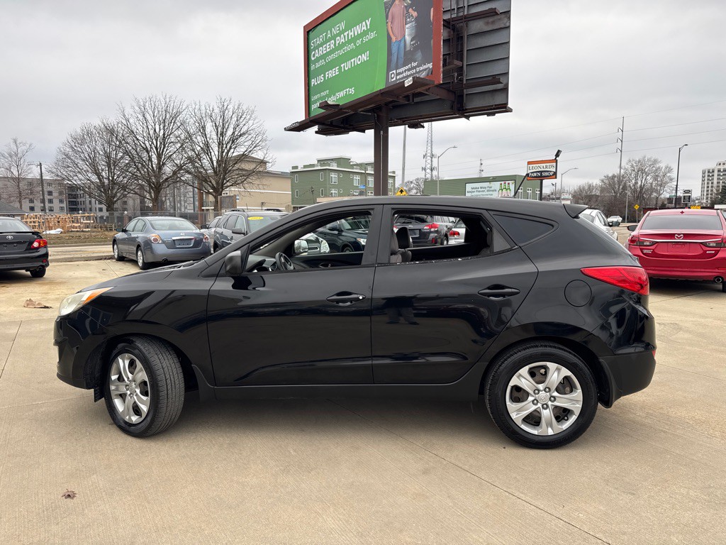 2012 Hyundai Tucson Image 10