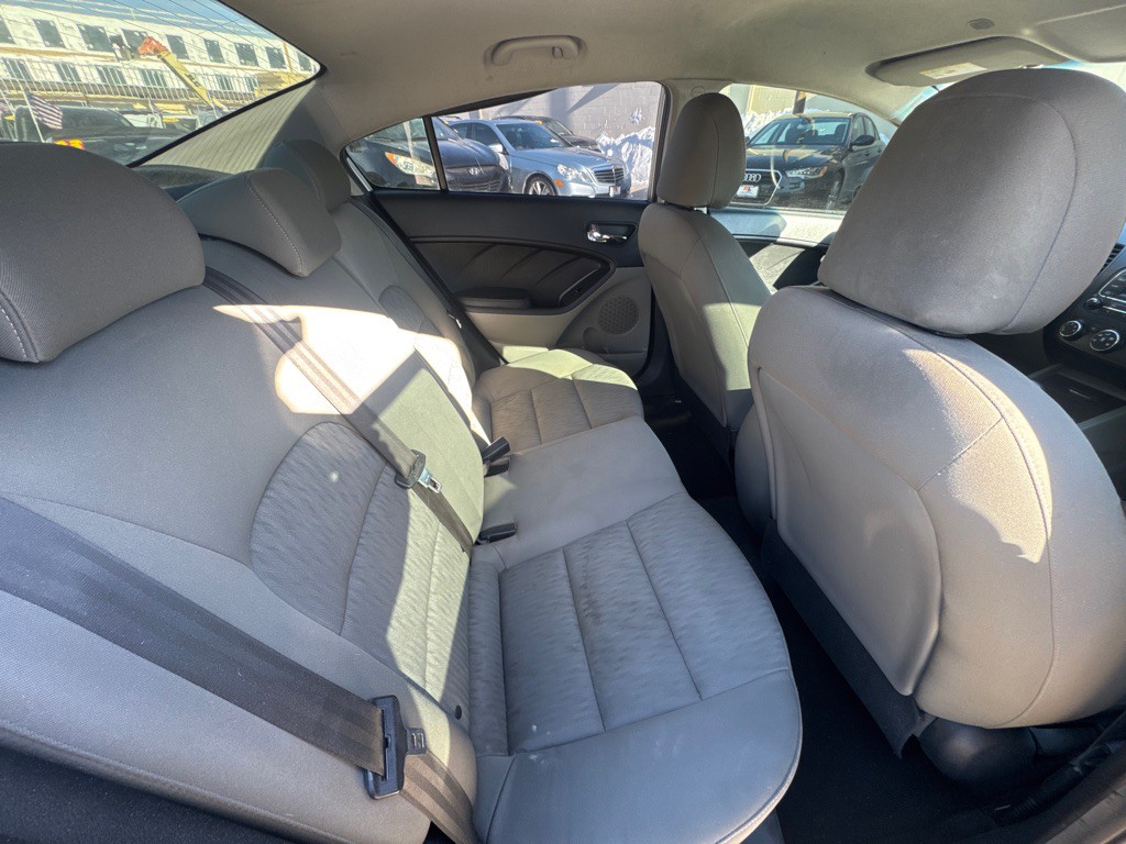 2015 Kia Forte Image 6