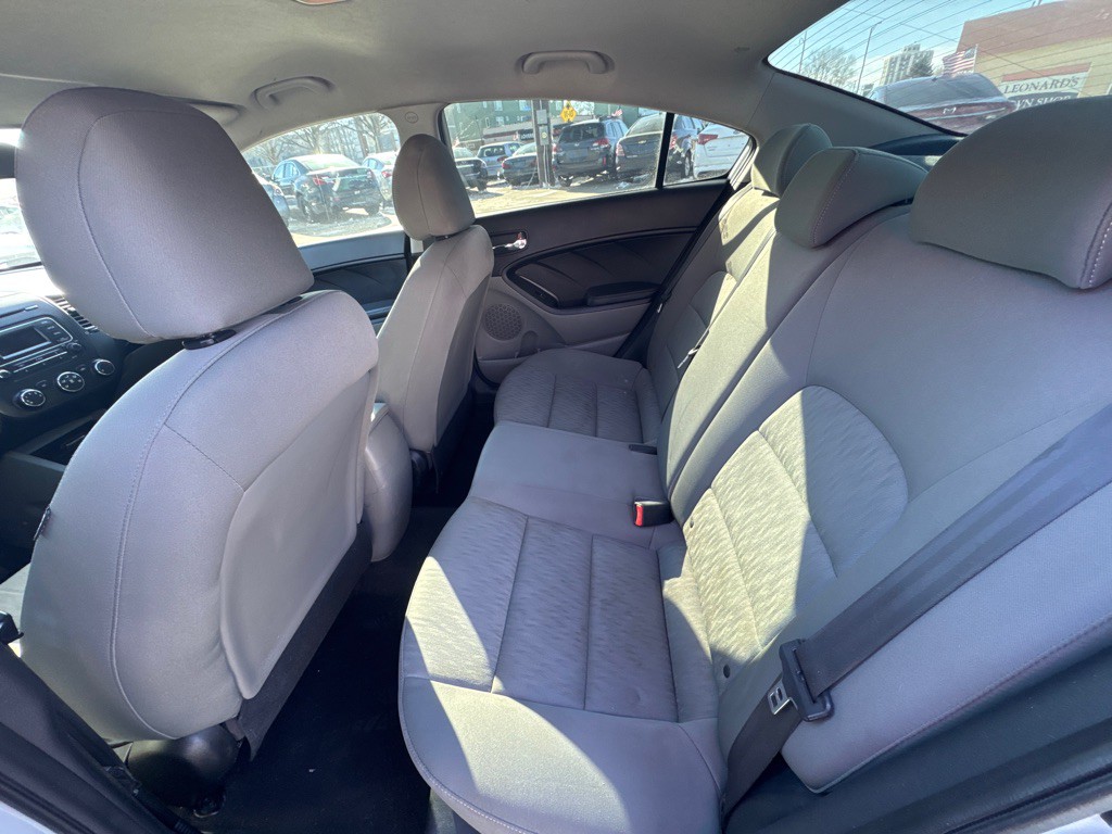 2015 Kia Forte Image 12