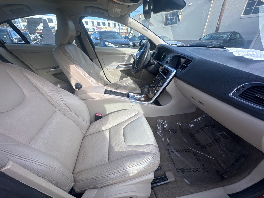 2011 Volvo S60 Image 3