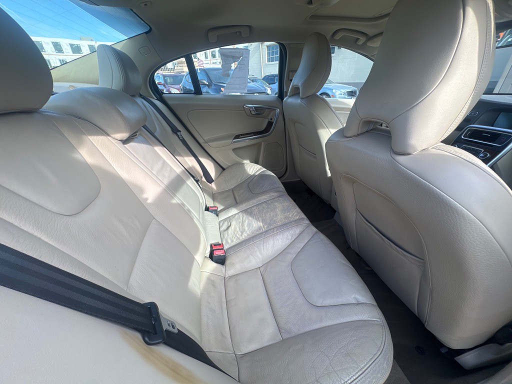 2011 Volvo S60 Image 6
