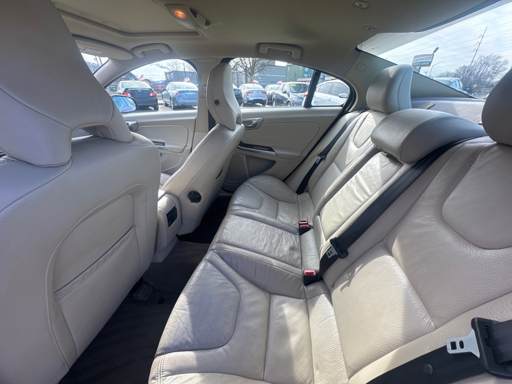 2011 Volvo S60 Image 12