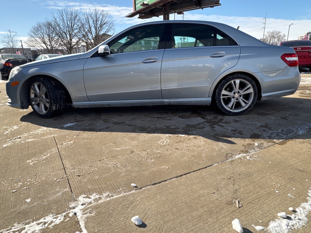 2013 Mercedes-Benz E-Class Image 11