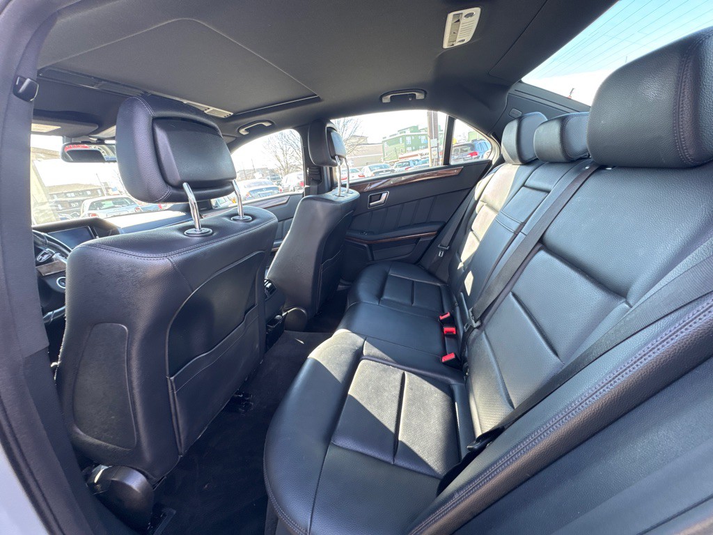 2013 Mercedes-Benz E-Class Image 12