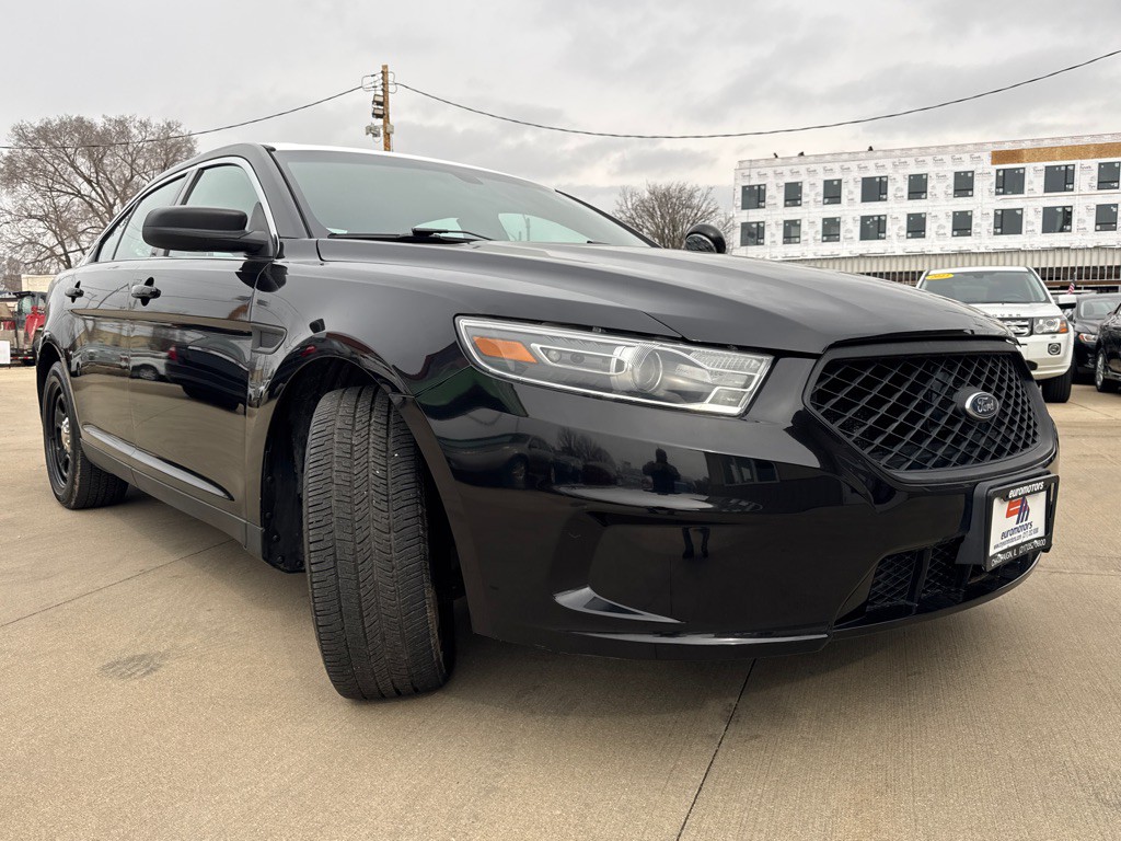 2019 Ford Taurus Image 3